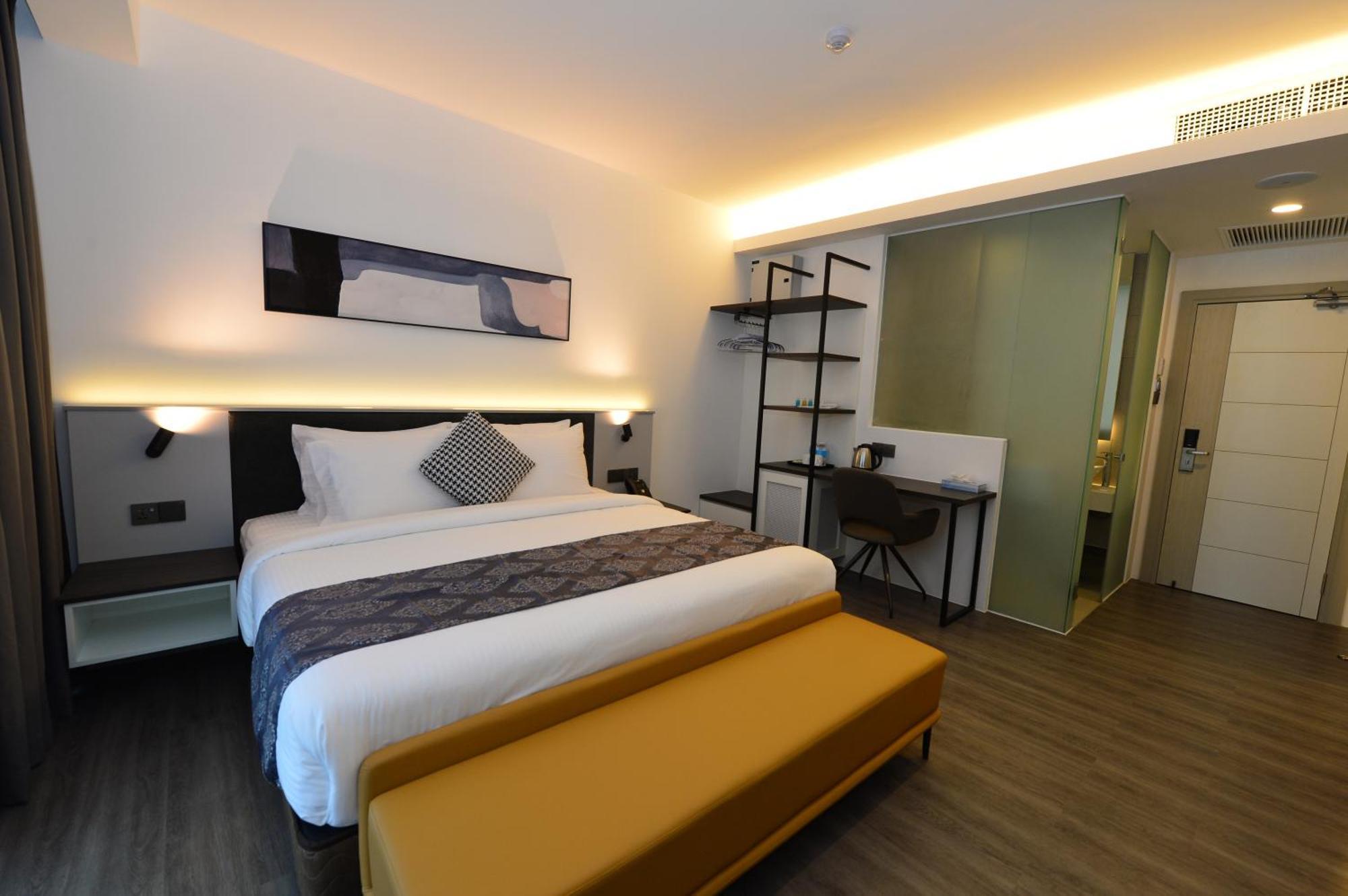 Rume Hotel Kuching Exteriör bild